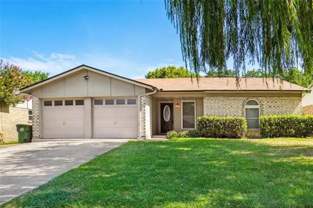 6649 Greenacres Drive, Watauga
