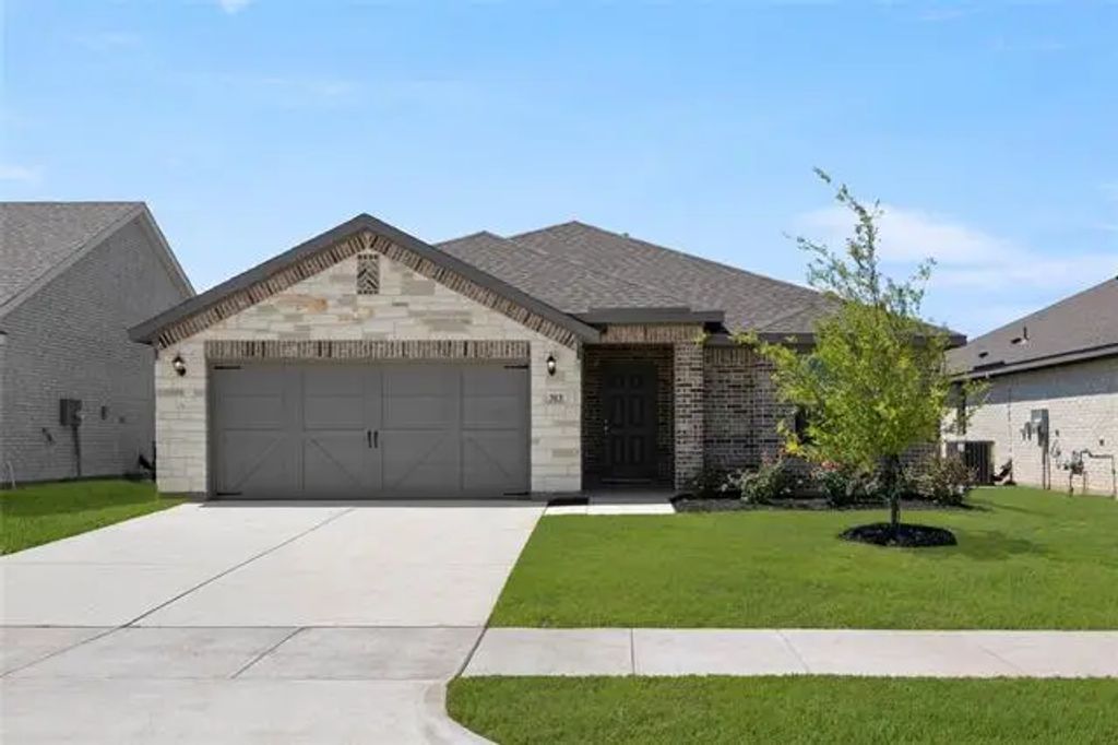 313 Comanche, Cleburne