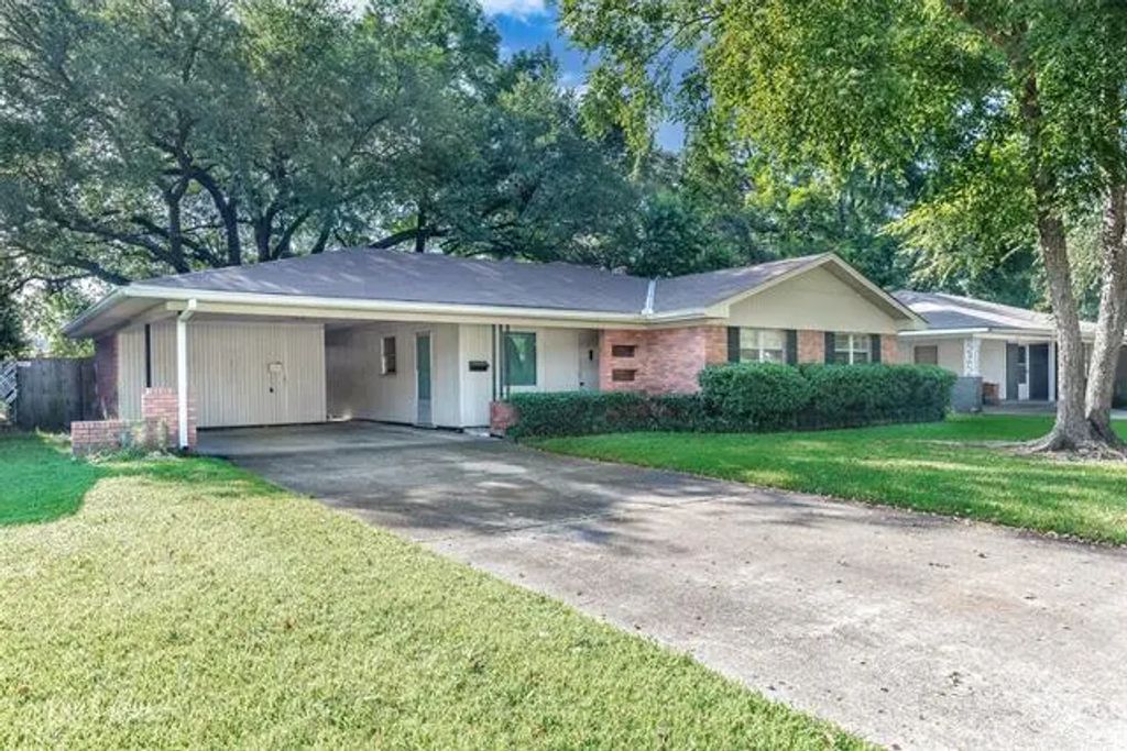 2019 Bermuda Street, Shreveport