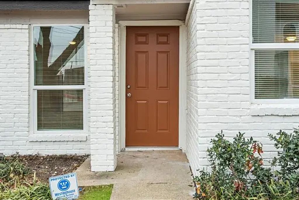 9524 Military Parkway 10004, Dallas