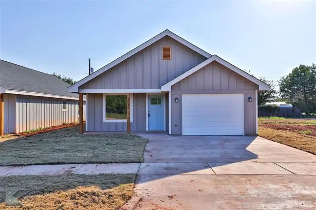 2553 Bel Air, Abilene