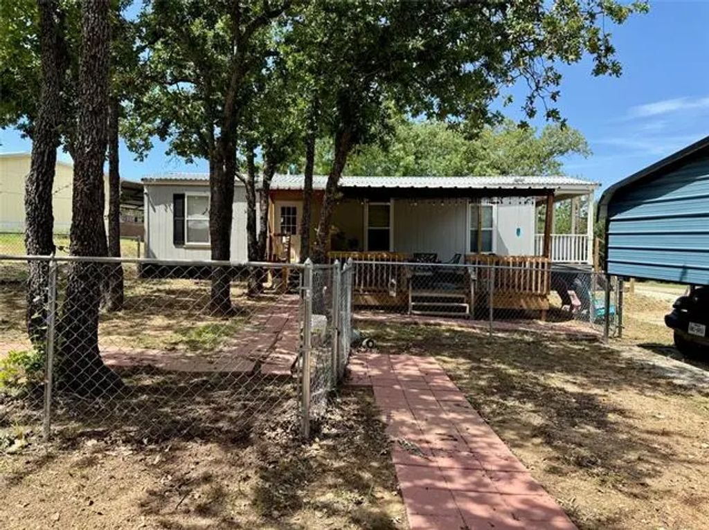 2037 Hillcrest Drive, May