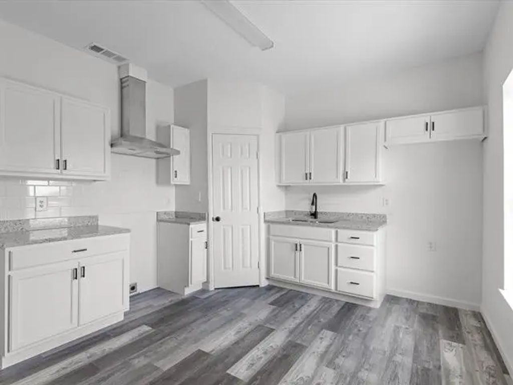 207 N Mill Street, Bowie