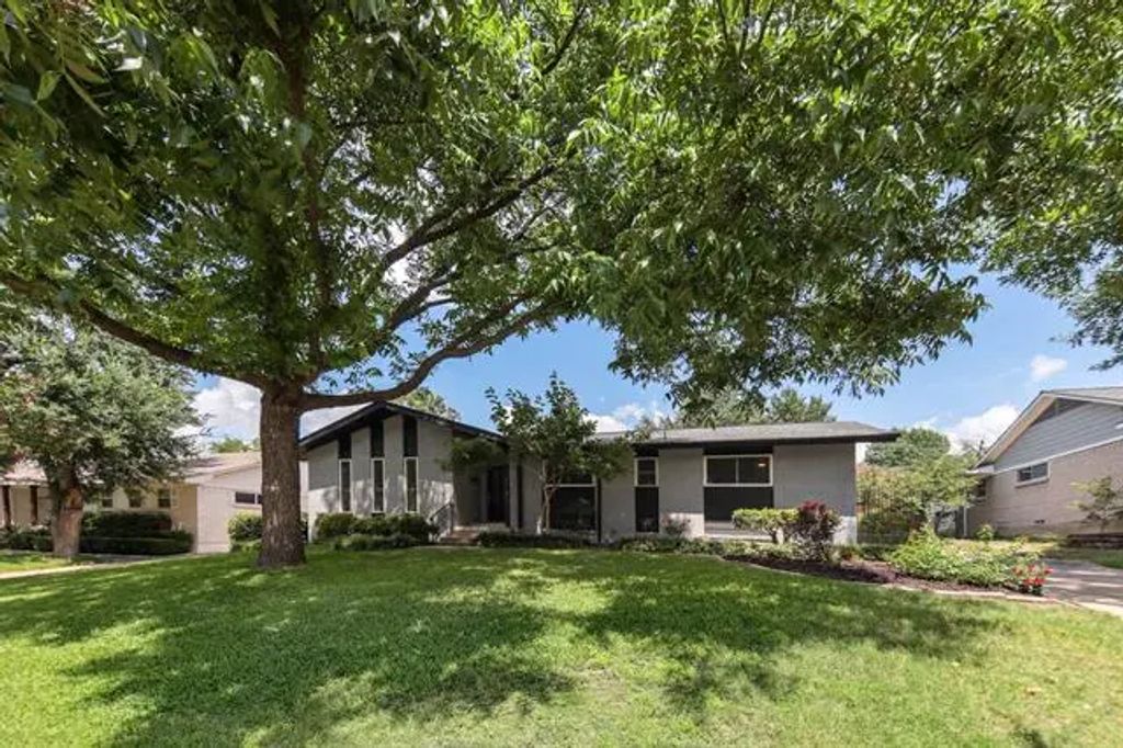 9418 Northpoint Drive, Dallas