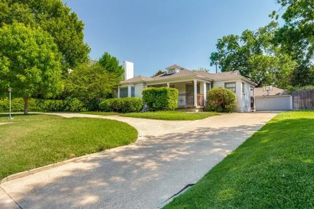 5709 El Campo Avenue, Fort Worth