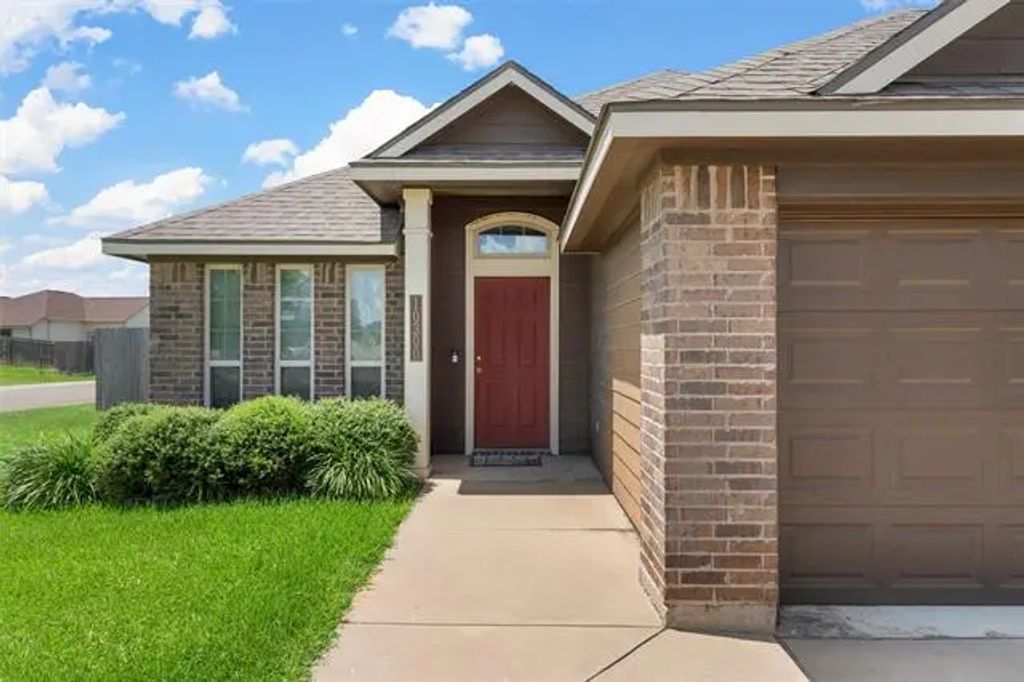 10300 Walley Way, Waco