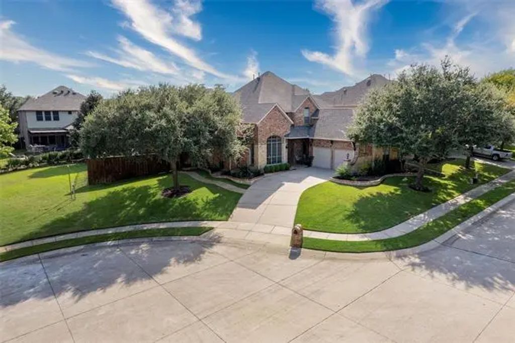 6301 Castle Rock Circle, McKinney