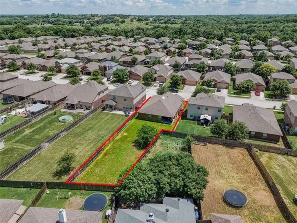 628 Cameron Way, Azle