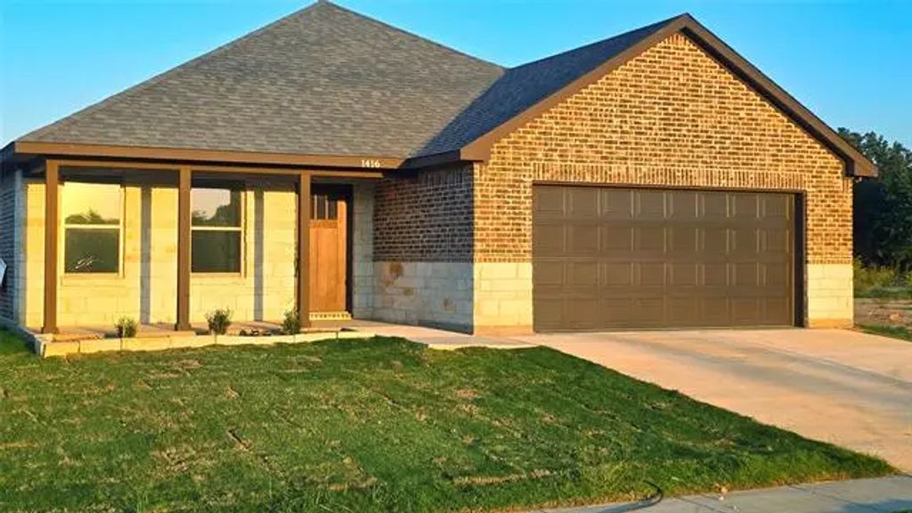 1416 Oak Valley, Denton
