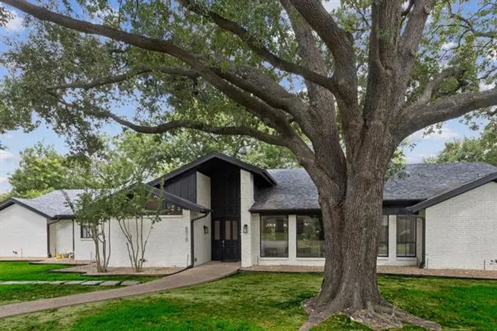 6010 Preston Creek Drive, Dallas