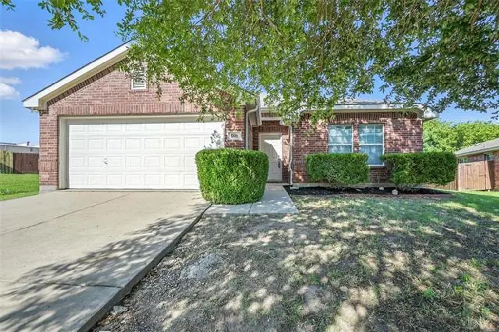 801 Hazels Way, Anna
