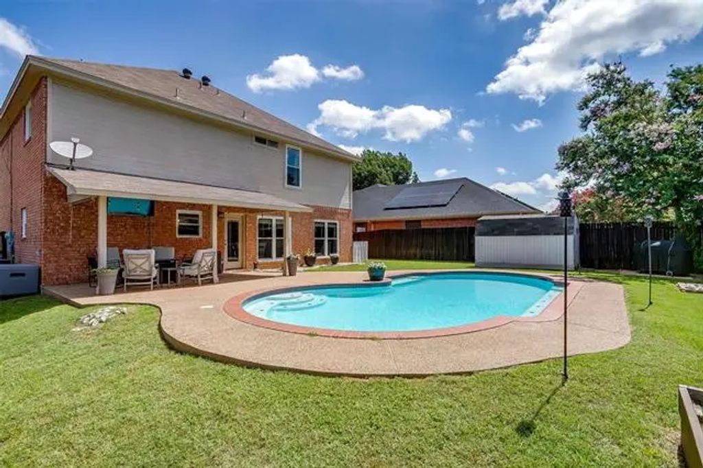 5025 Barberry Drive, Fort Worth