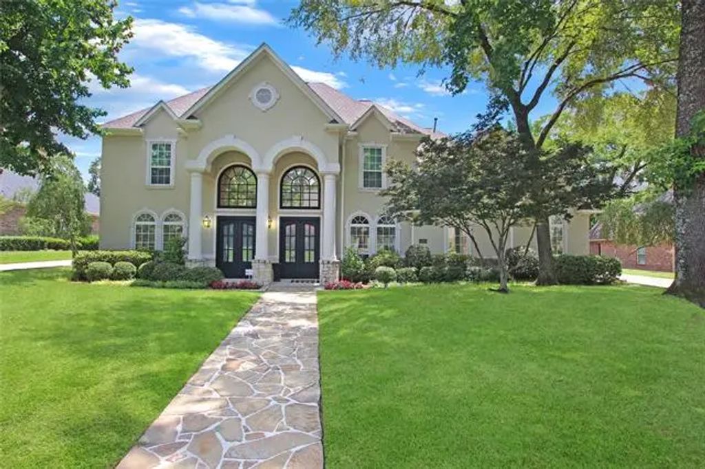 3819 Woods Boulevard, Tyler