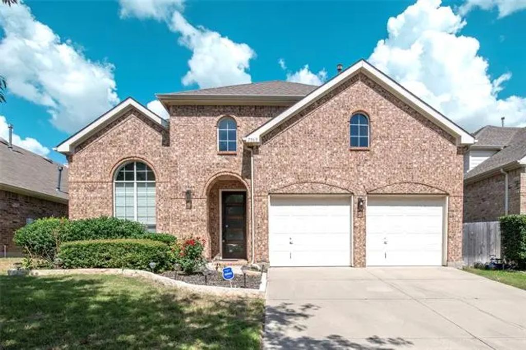 7969 Adobe Drive, Fort Worth