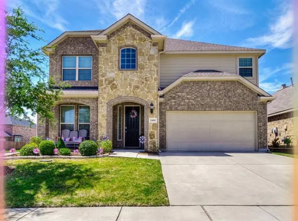 2460 Open Range Drive, Fort Worth