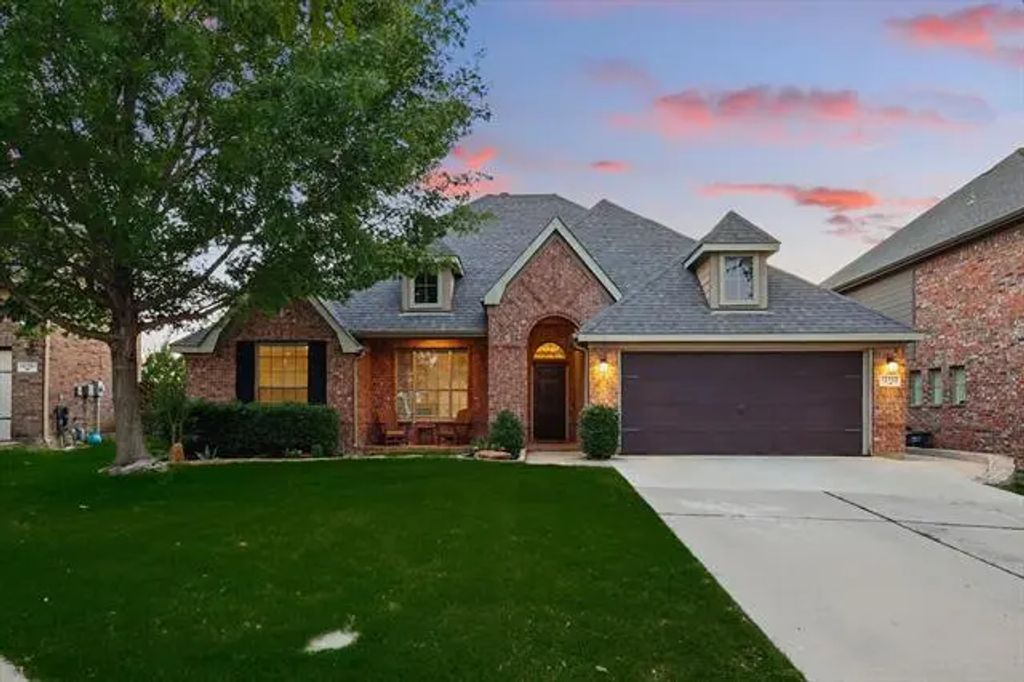 12705 Creamello Avenue, Fort Worth