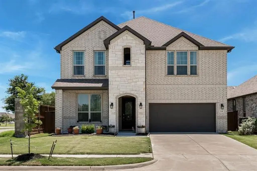 1440 Arrowwood Drive, Aubrey