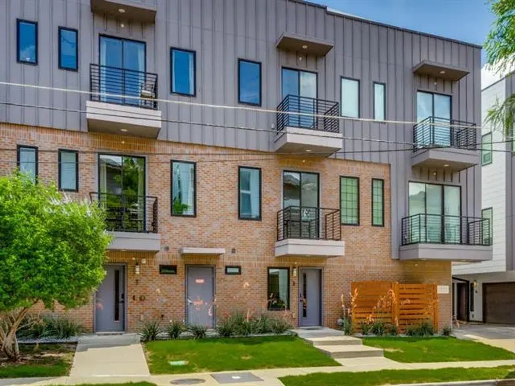 2450 N Garrett Avenue 4, Dallas