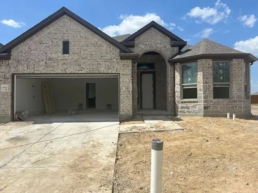 3913 Summerfield Drive, Crandall