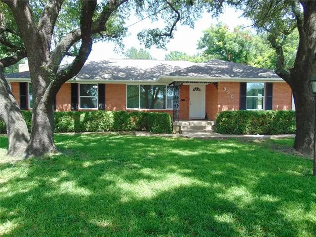 930 S Bryan Belt Line Road, Mesquite
