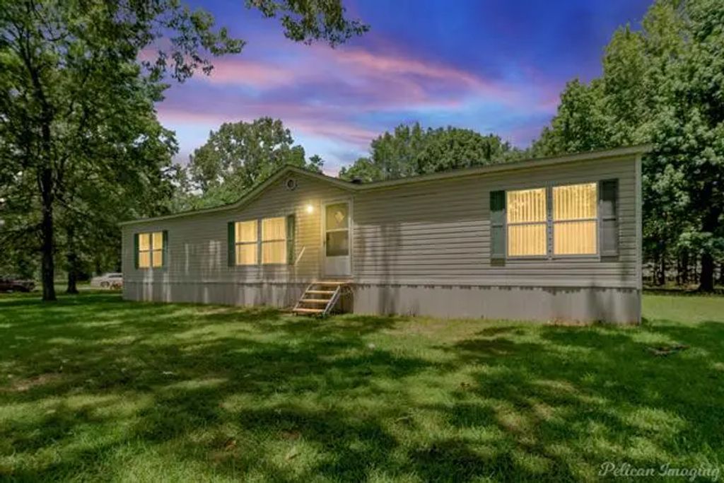 9526 Labonne Terre Drive, Shreveport