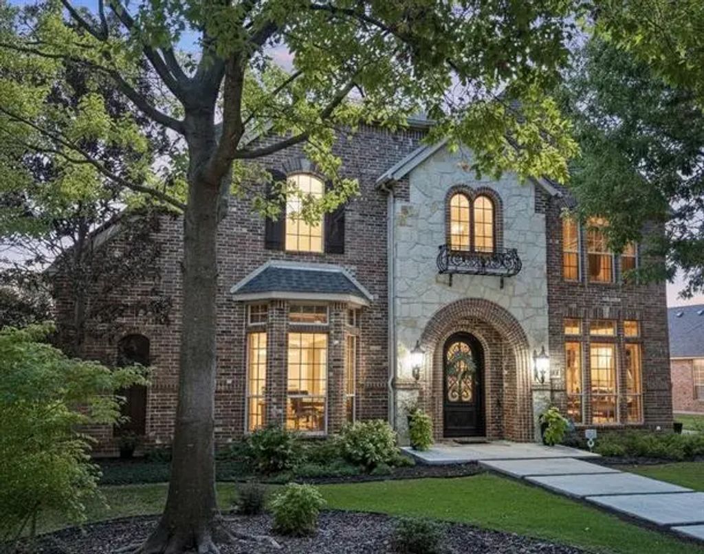 7647 Daylily Way, Frisco