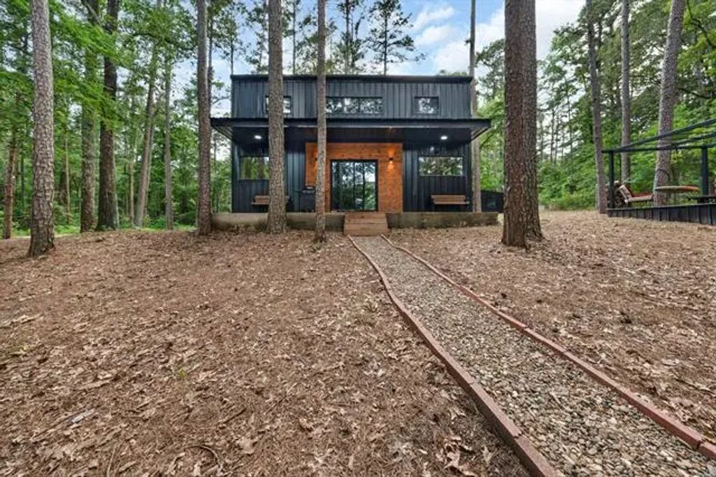 590 Private Road 8585, Winnsboro