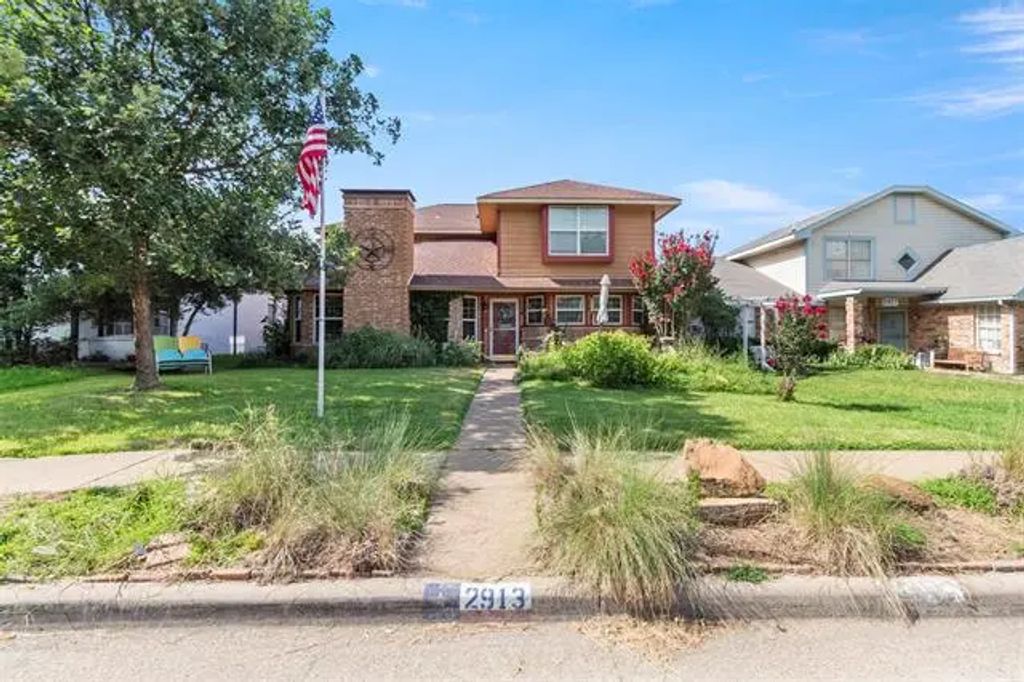 2913 David Drive, Rowlett