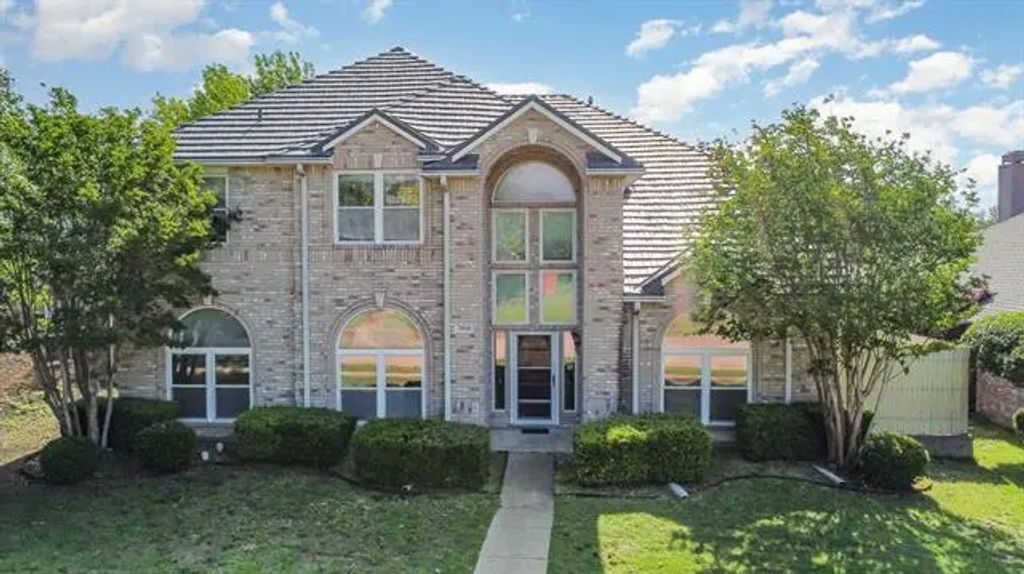 7008 Caldwell Lane, Plano