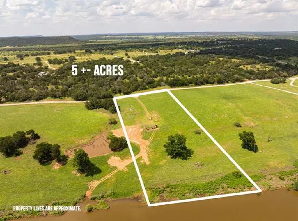 2105 River Shoals Road, Mineral Wells