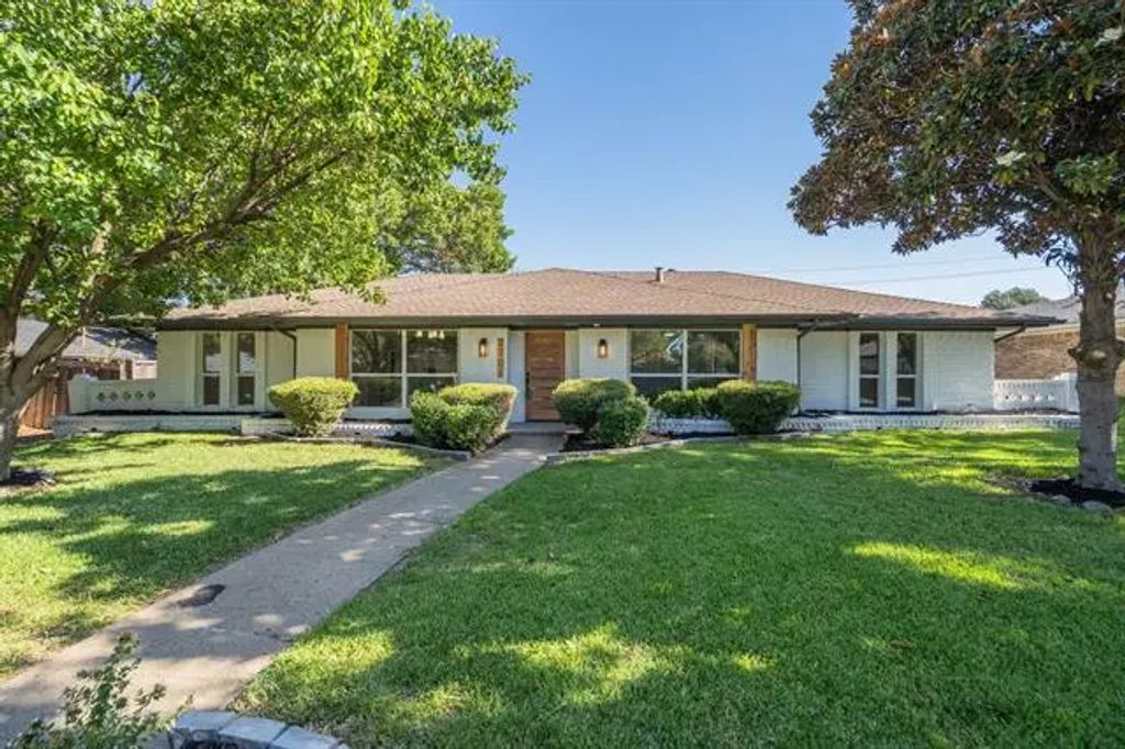 2701 Grandview Drive, Plano