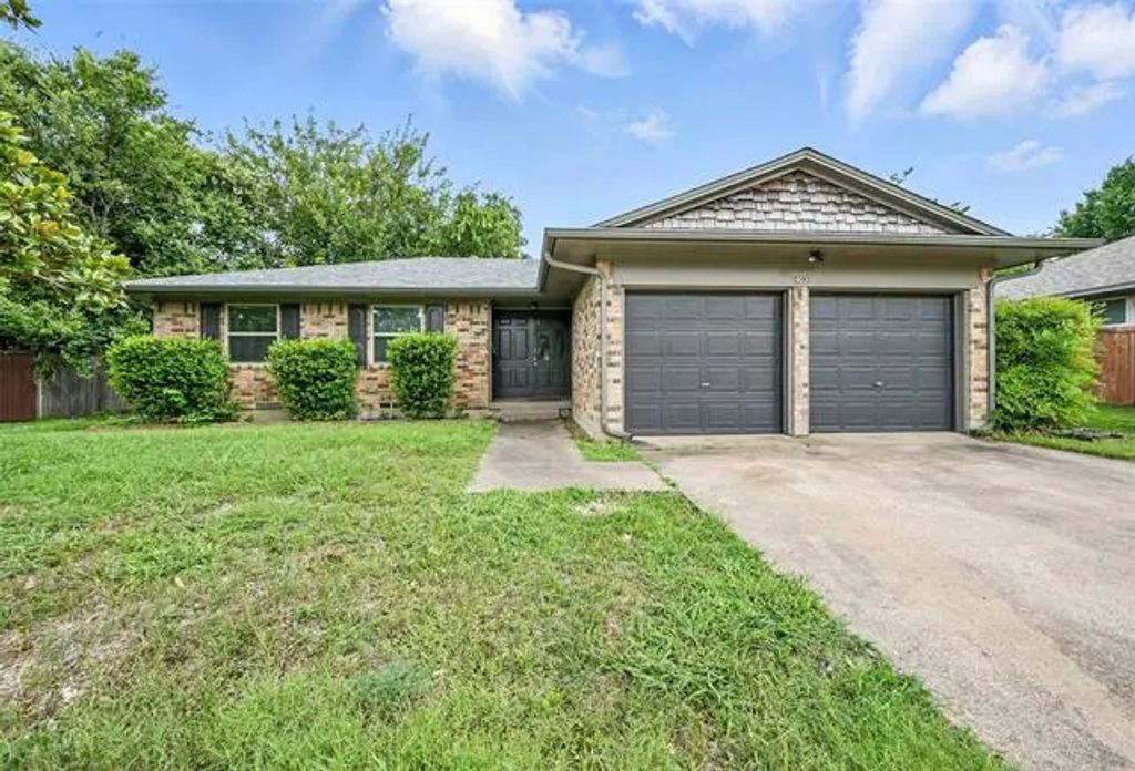 403 Ola Lane, Allen