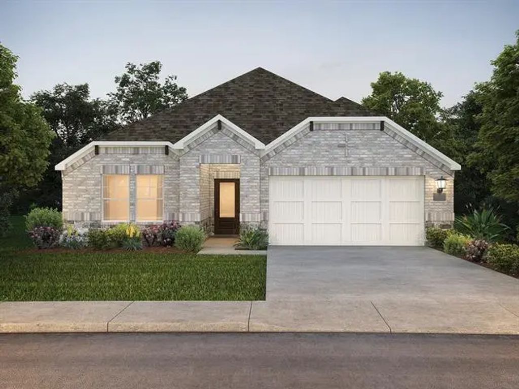 498 Yellowstar Lane, Lavon