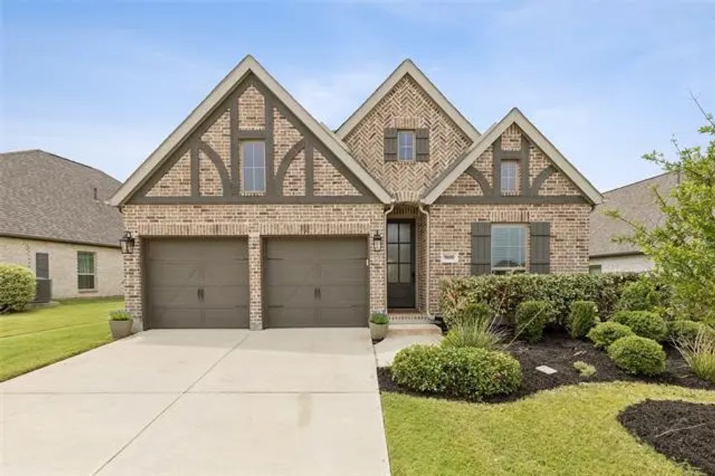 9600 Longhorn Lane, Oak Point