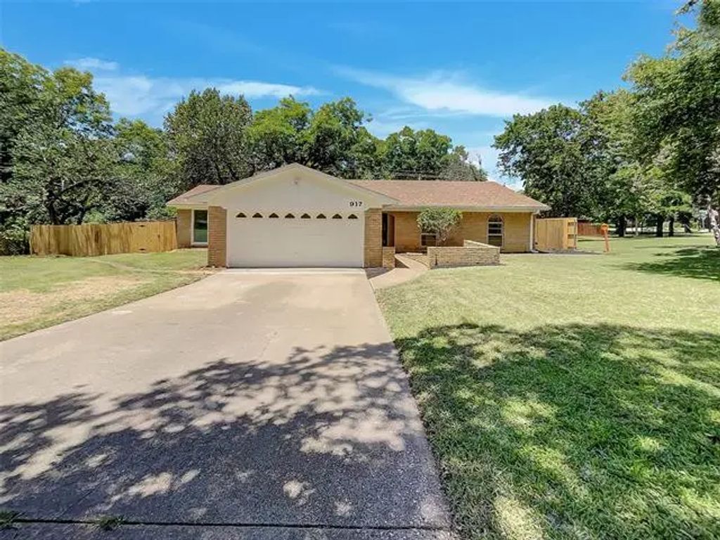 917 Bower Drive, Irving