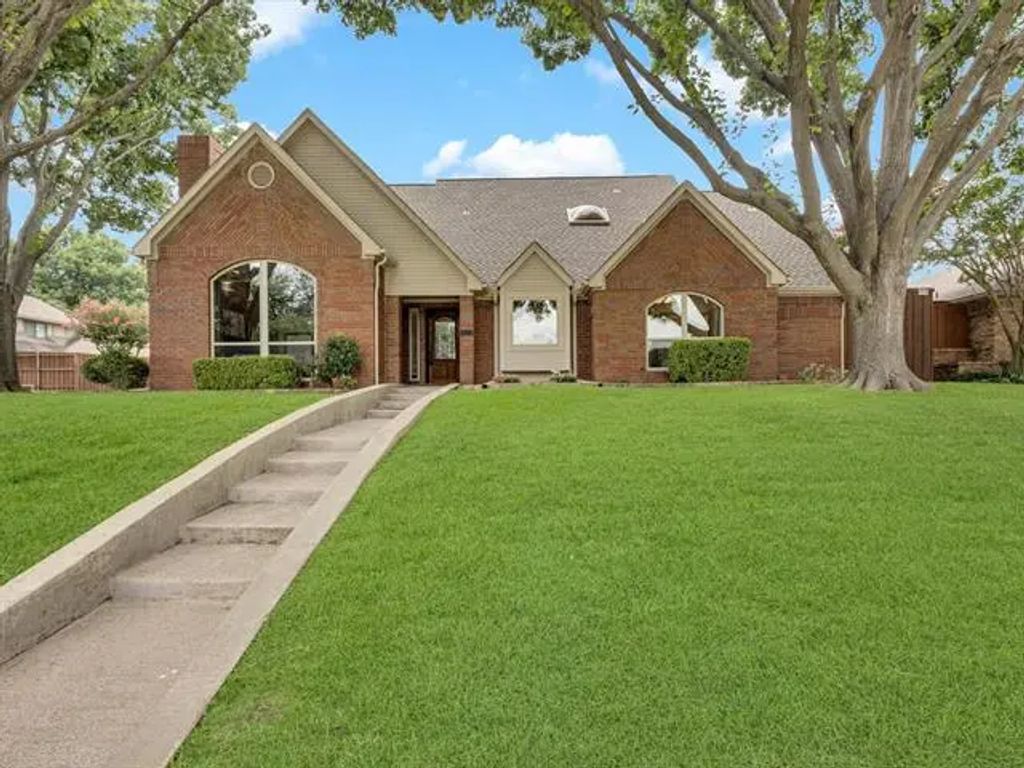 4029 Tumbril Lane, Plano