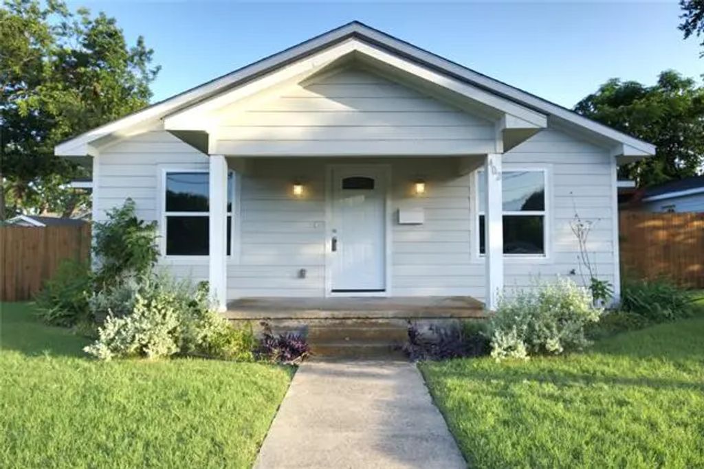 402 E Center Street, Duncanville