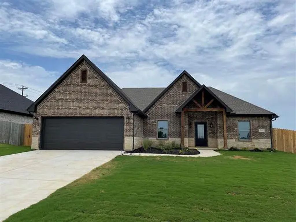 101 Post Oak Lane, Callisburg