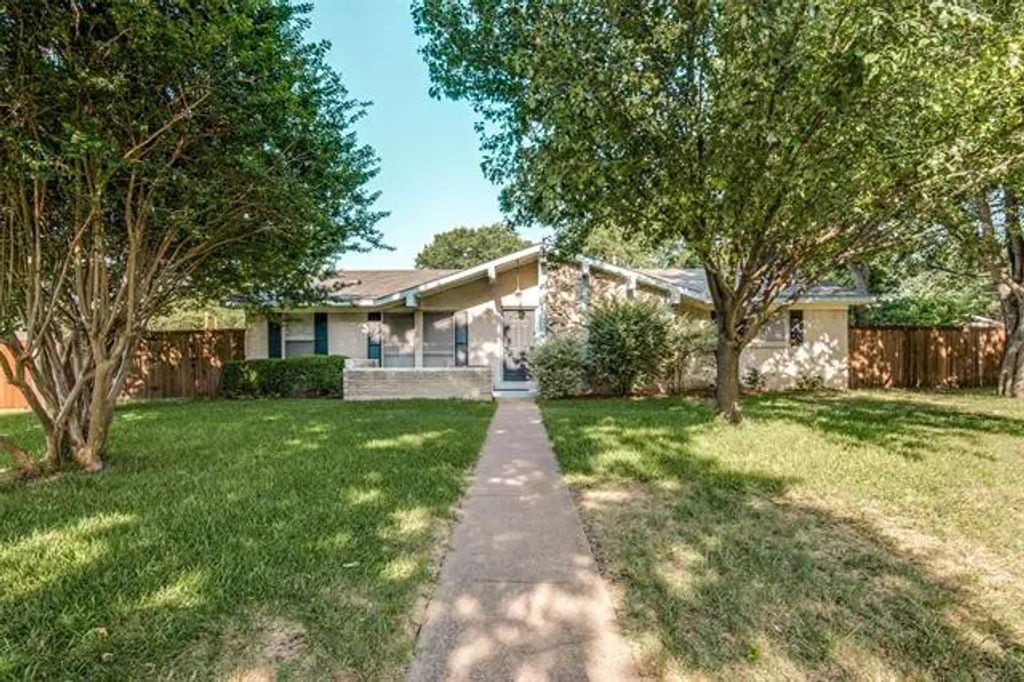 2017 Cap Rock Circle, Richardson