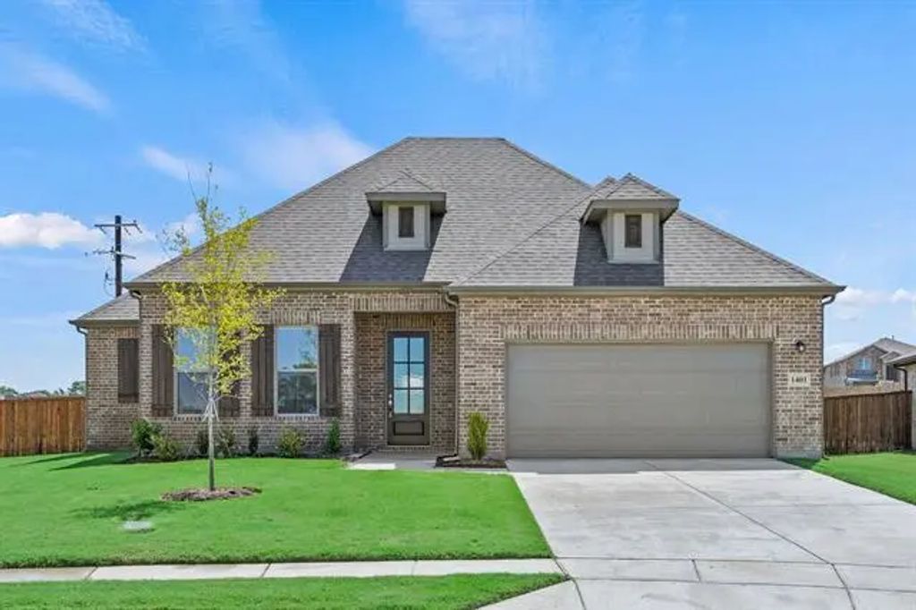 1438 Golden Meadow Drive, Van Alstyne