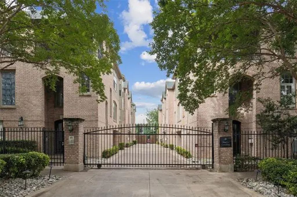 4035 Bowser Avenue, Dallas