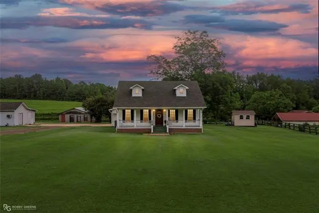 544 Holly Springs Road, Minden