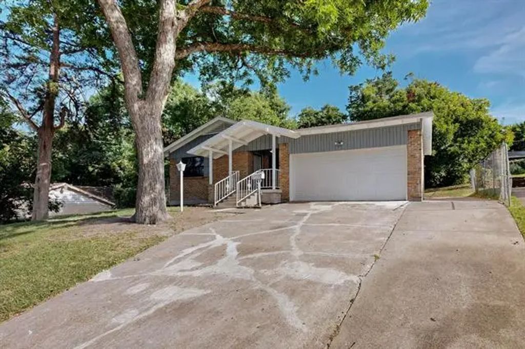 1436 Summertime Lane, Dallas
