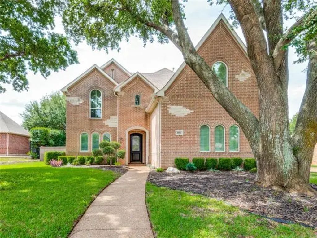 1016 Hanover Drive, Southlake
