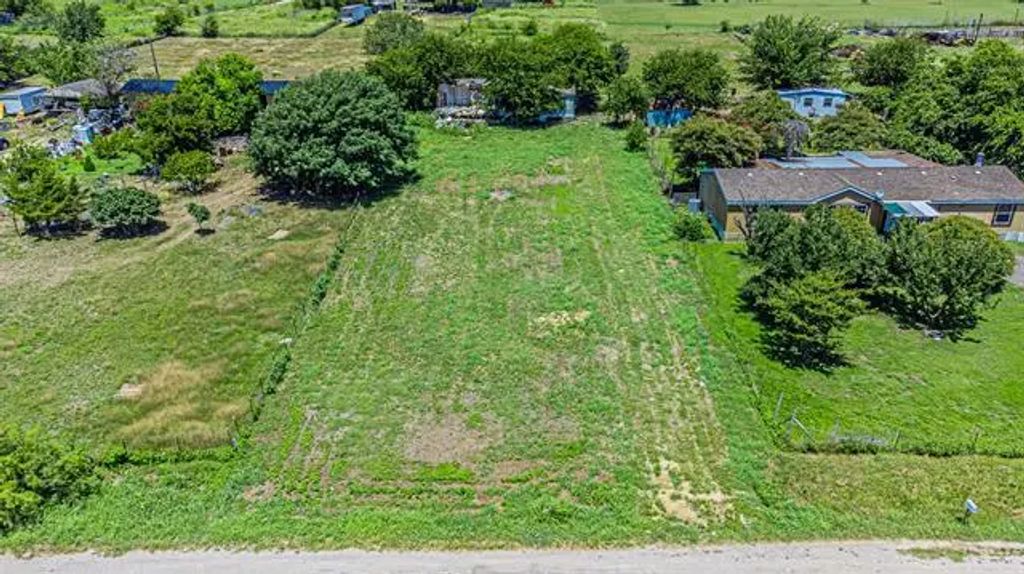 8801 Kelly Lane, Alvarado