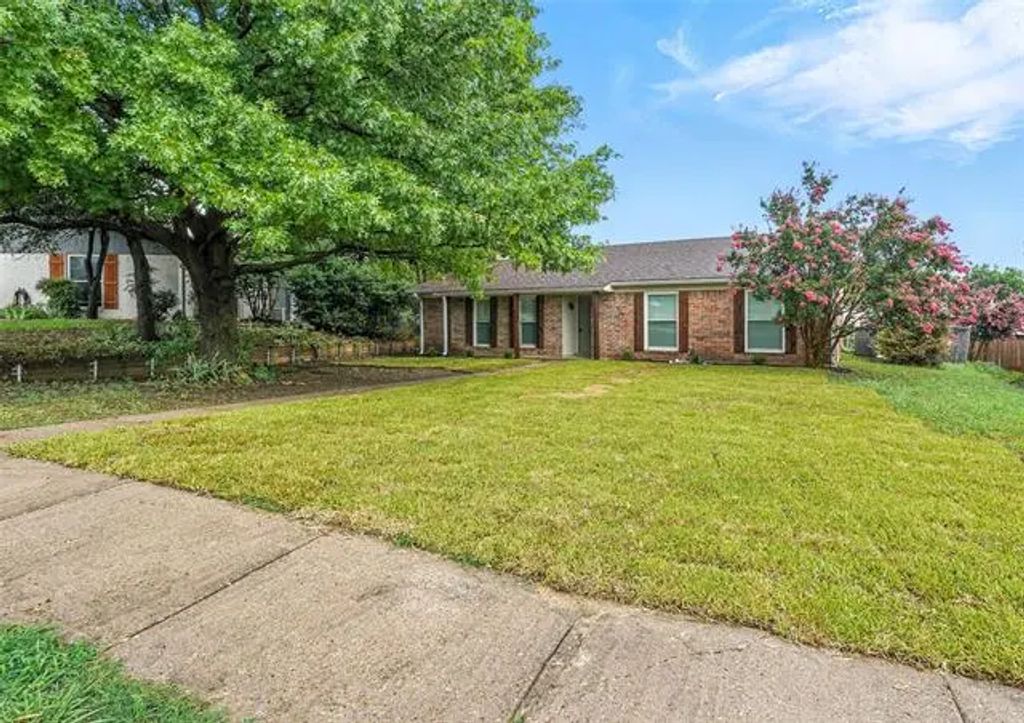 1409 Blanco Lane, Garland