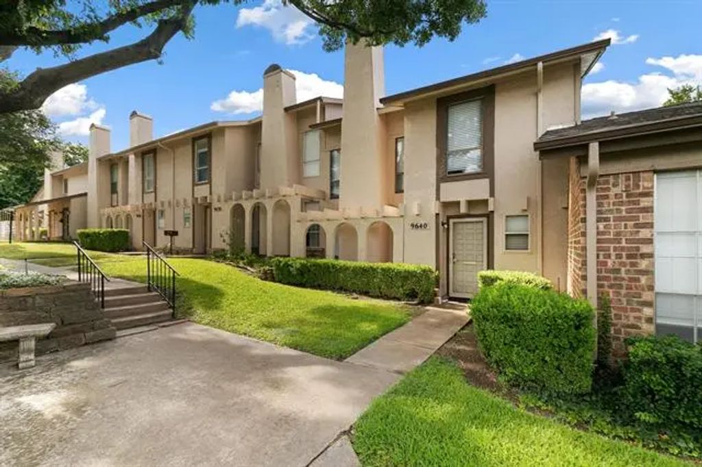 9640 Bryson Drive 9640, Dallas