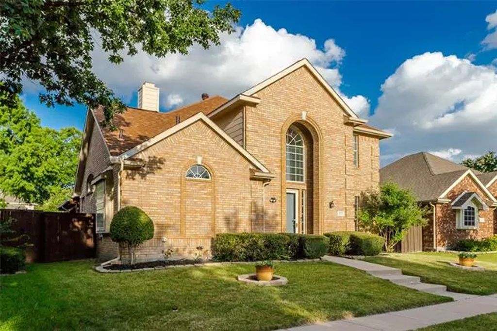 5733 Green Hollow Lane, The Colony