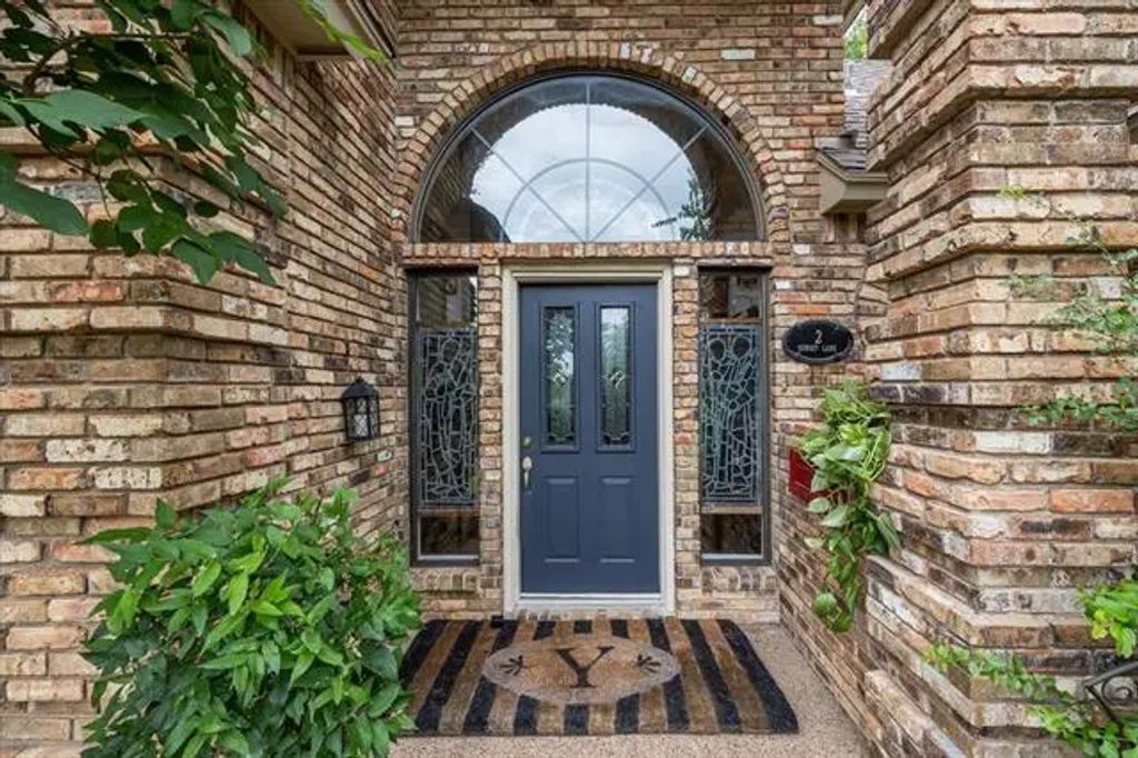 2 Sunset Lane, Fort Worth