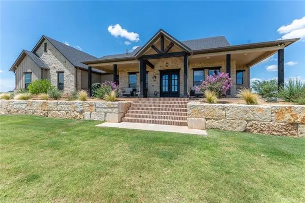 120 Private Road 4460, Decatur